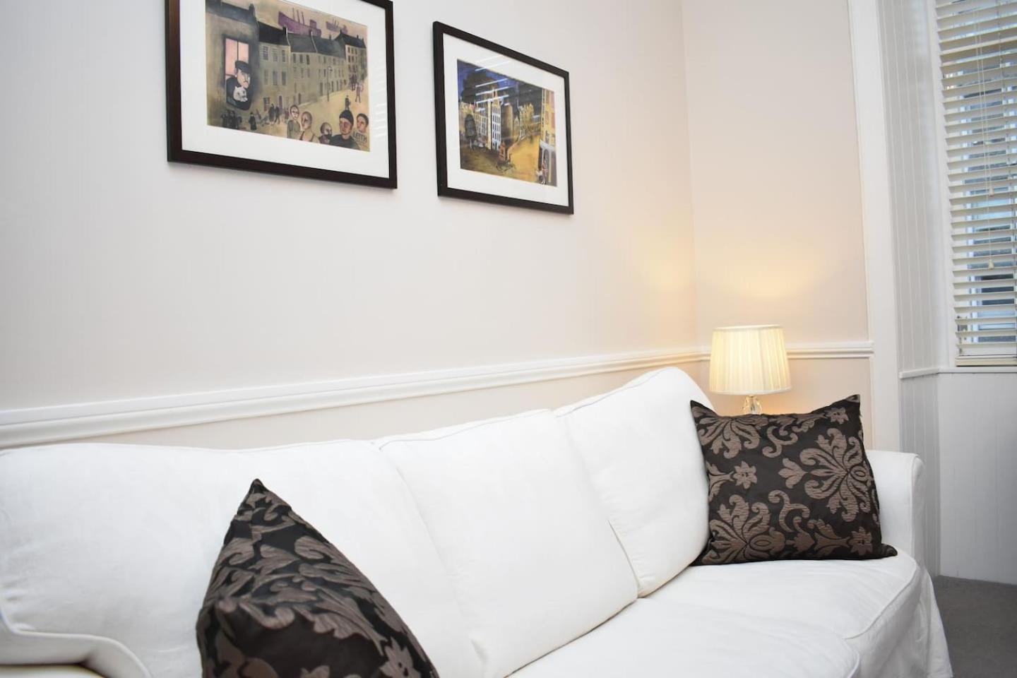 West Port - 2Br In The Heart Of The Old Town Just Off The Grassmarket Edynburg Zewnętrze zdjęcie