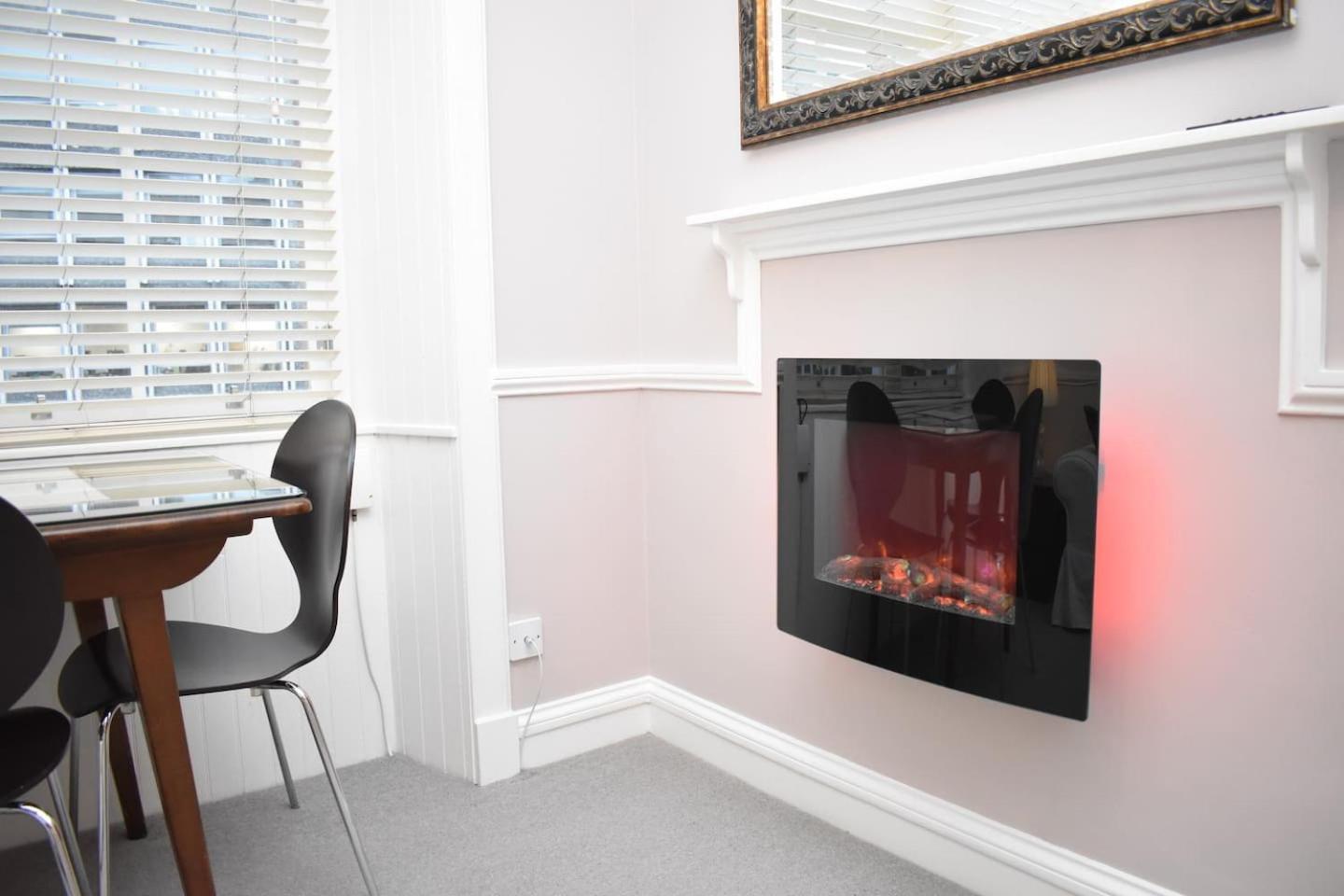 West Port - 2Br In The Heart Of The Old Town Just Off The Grassmarket Edynburg Zewnętrze zdjęcie
