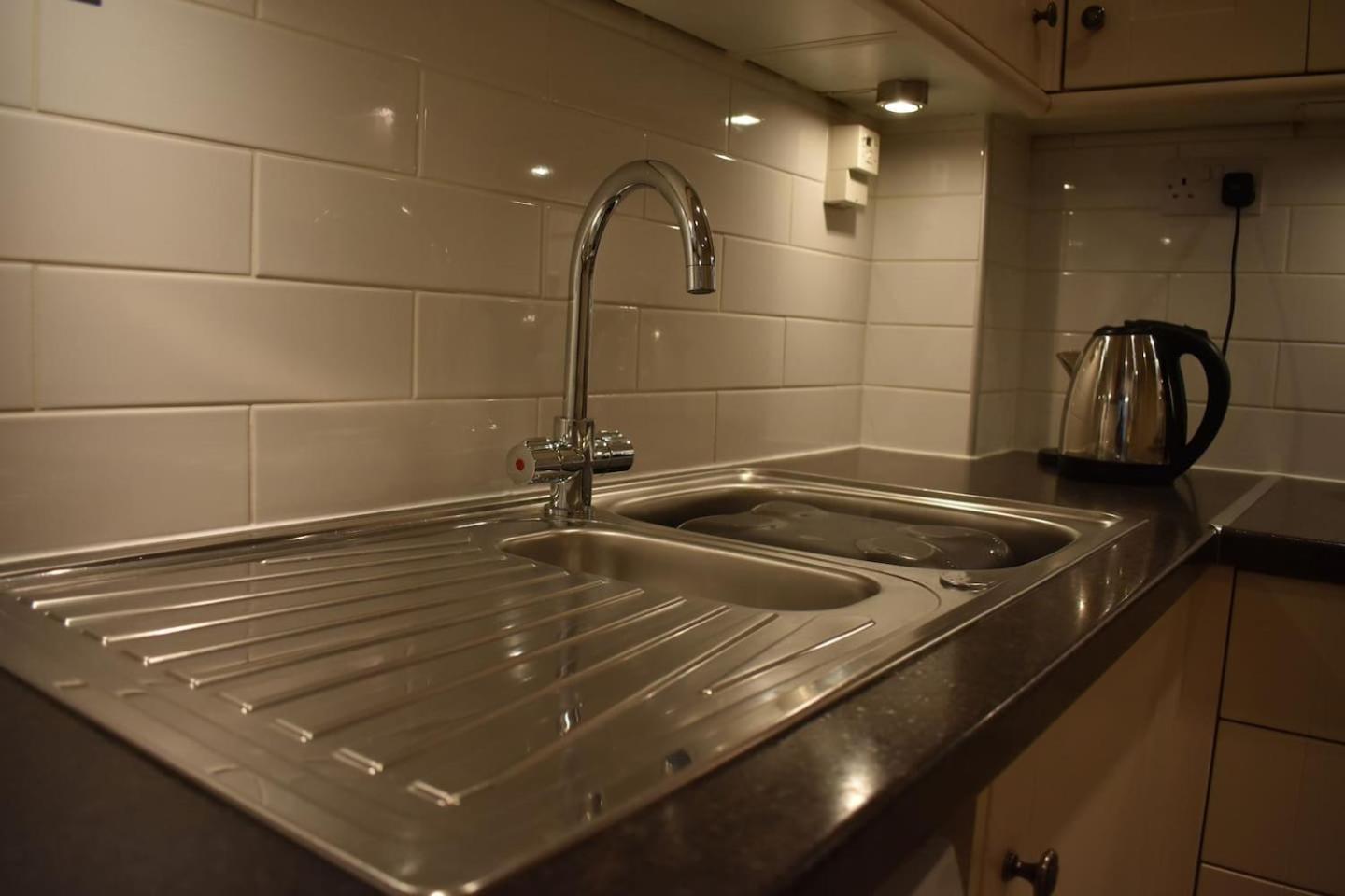West Port - 2Br In The Heart Of The Old Town Just Off The Grassmarket Edynburg Zewnętrze zdjęcie